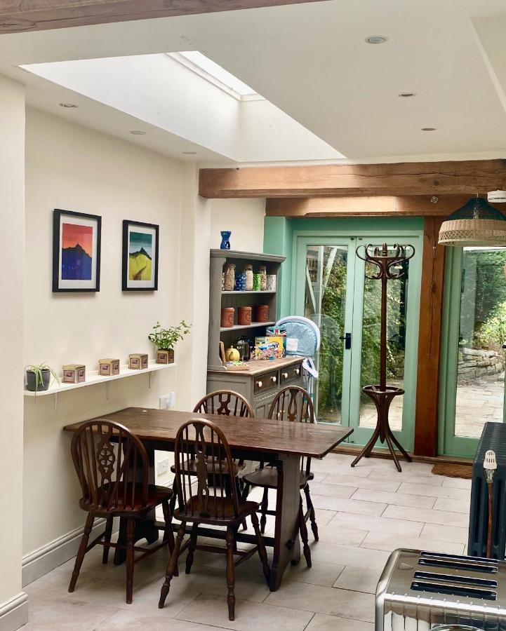 The Dragonfly Bnb, Glastonbury Ngoại thất bức ảnh