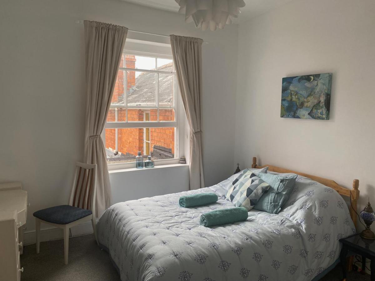 The Dragonfly Bnb, Glastonbury Ngoại thất bức ảnh