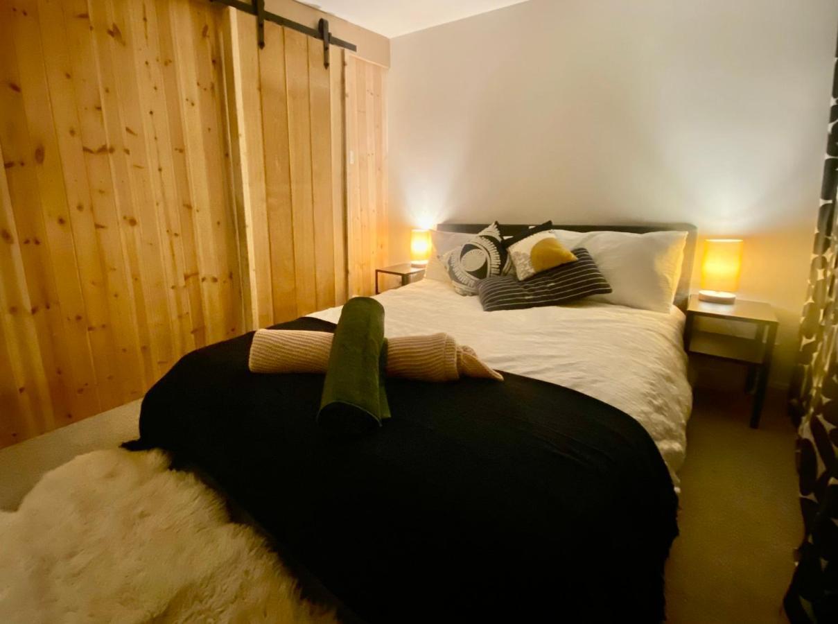 The Dragonfly Bnb, Glastonbury Ngoại thất bức ảnh