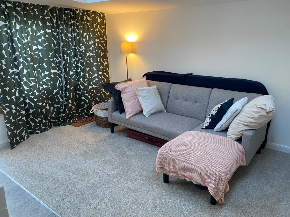 The Dragonfly Bnb, Glastonbury Ngoại thất bức ảnh