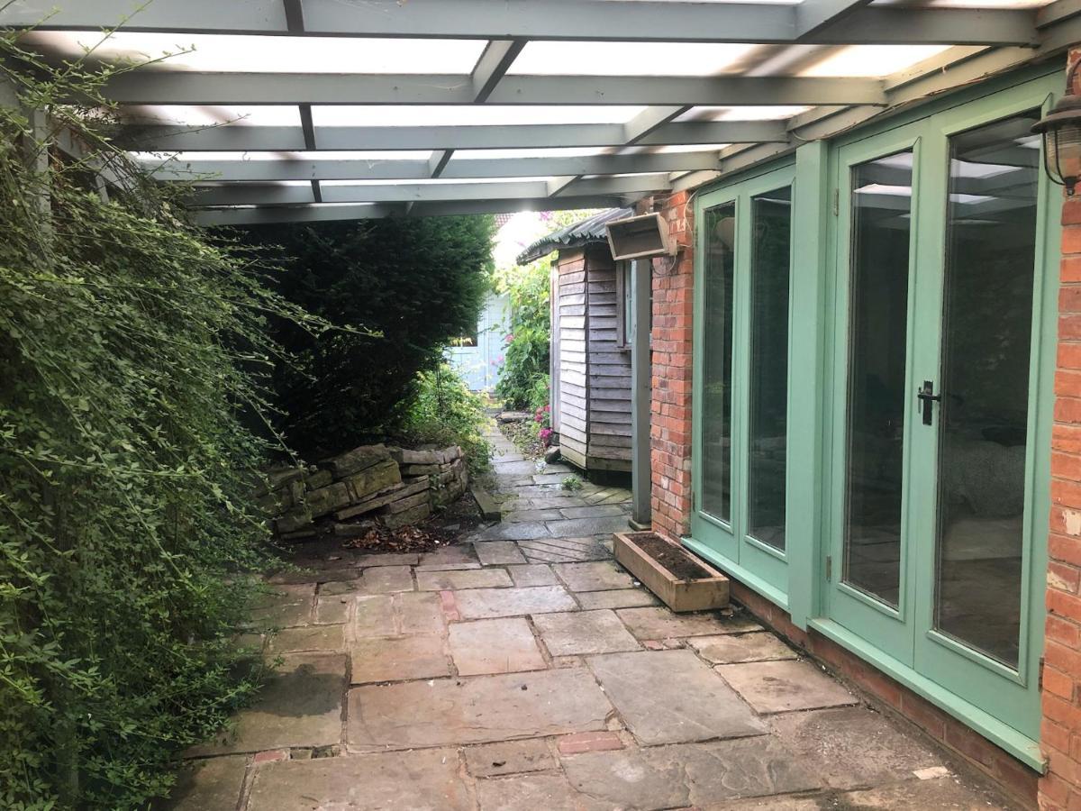 The Dragonfly Bnb, Glastonbury Ngoại thất bức ảnh