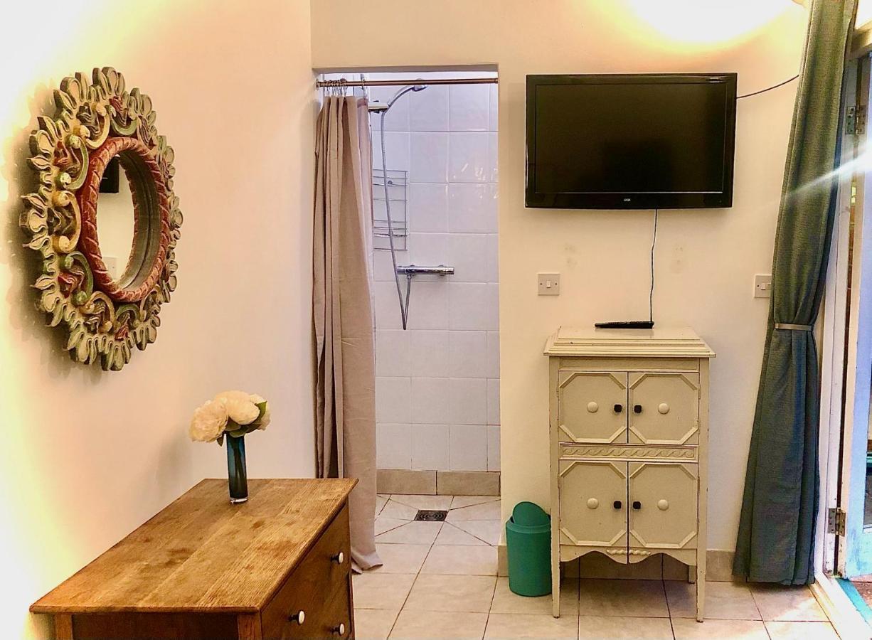 The Dragonfly Bnb, Glastonbury Ngoại thất bức ảnh